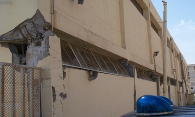 Captive columns in a reinforced concrete building damaged in the 2003 Boumerdes, Algeria earthquake (M. Farsi)